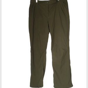 𝅺MEC Womens Olive Green Hiking Pants Quick Dry Womens Size 12 Short